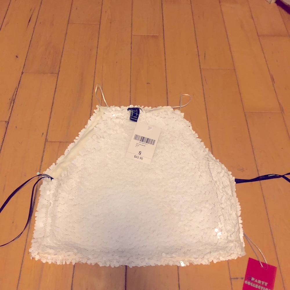 NWT crop top